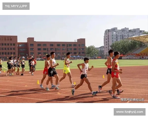 特邀12岁男孩参加半马比赛背后深意 体现体育精神与青少年挑战自我 特邀12岁男孩参加半马比赛背后深意 体现体育精神与青少年挑战自我